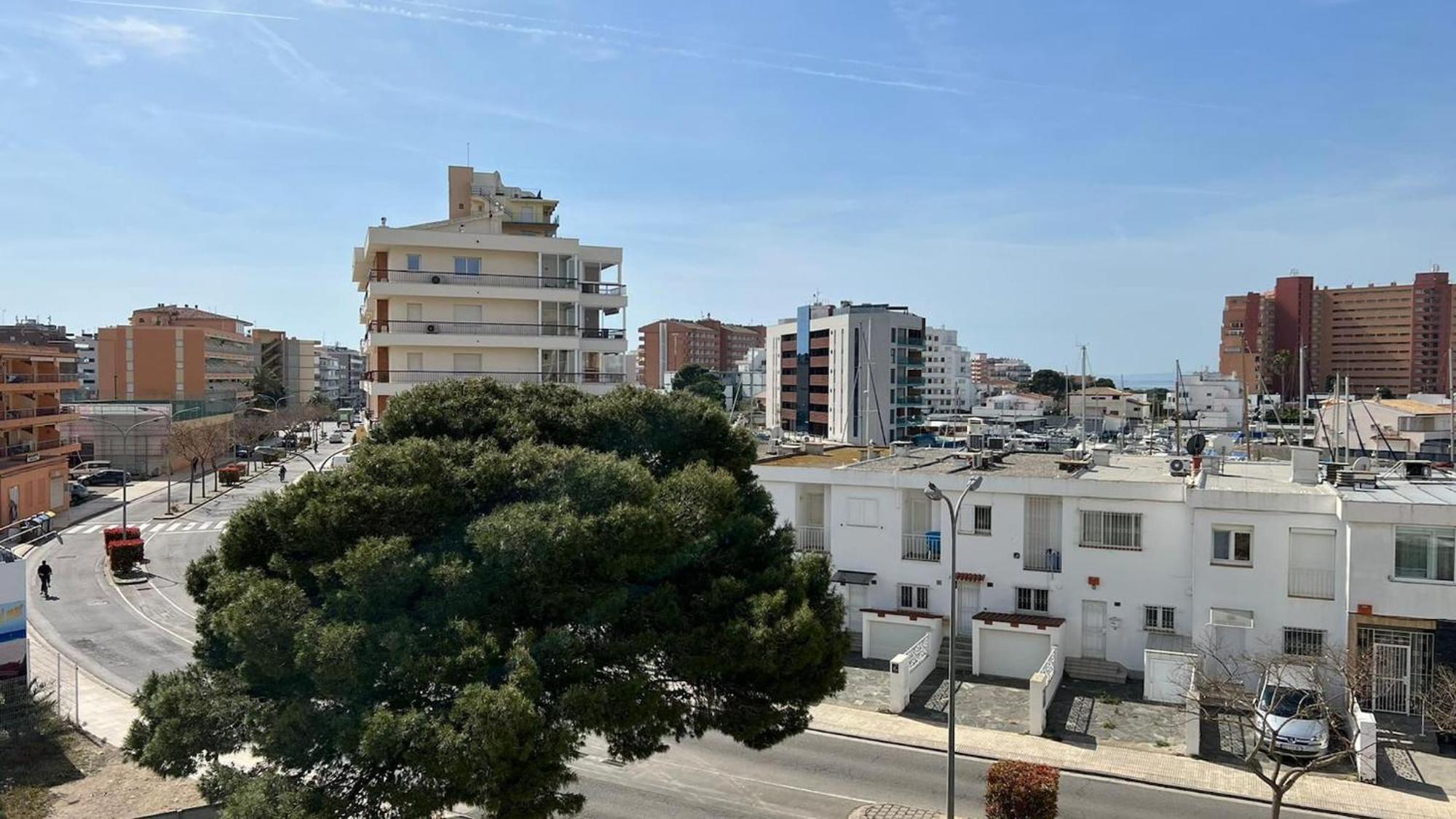 רוזס Apartamento Acogedor Con Piscina En Santa Margarita מראה חיצוני תמונה