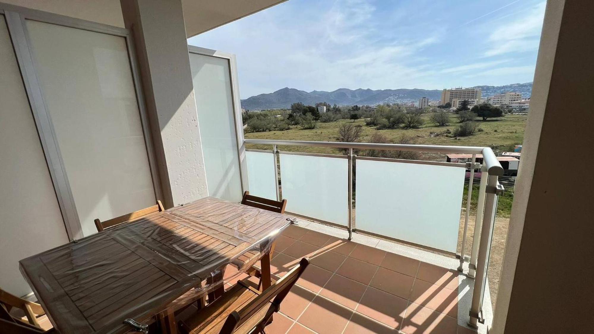 רוזס Apartamento Acogedor Con Piscina En Santa Margarita מראה חיצוני תמונה